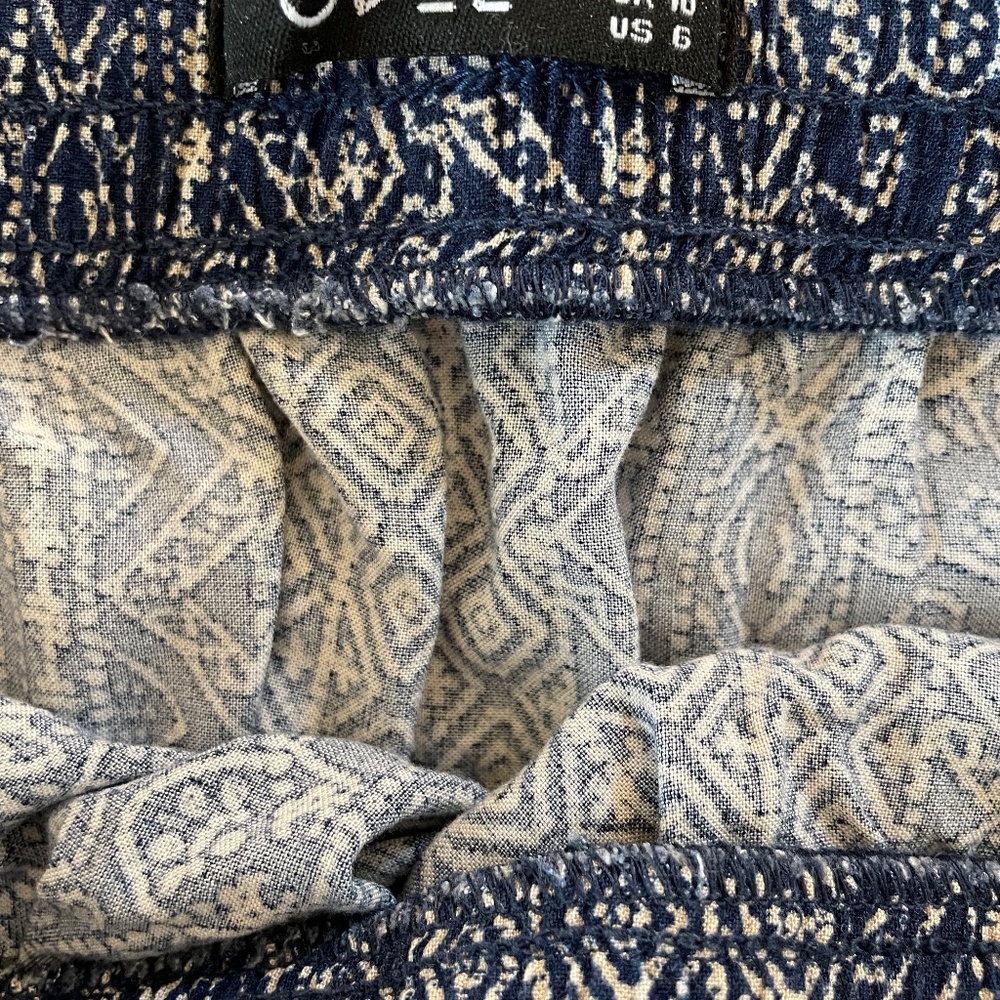 Patterned Midi Skirt - Picture 2 of 3